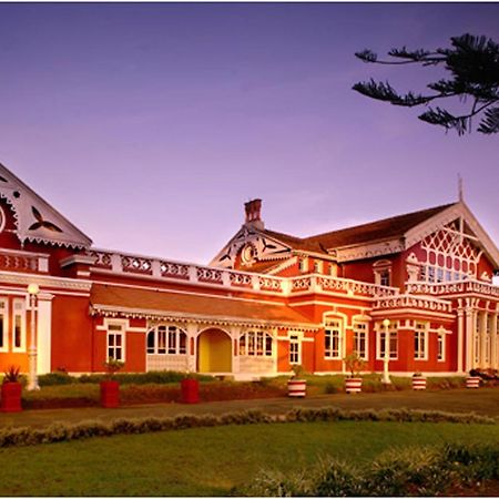 Welcomheritage Fernhills Royal Palace 乌提 外观 照片