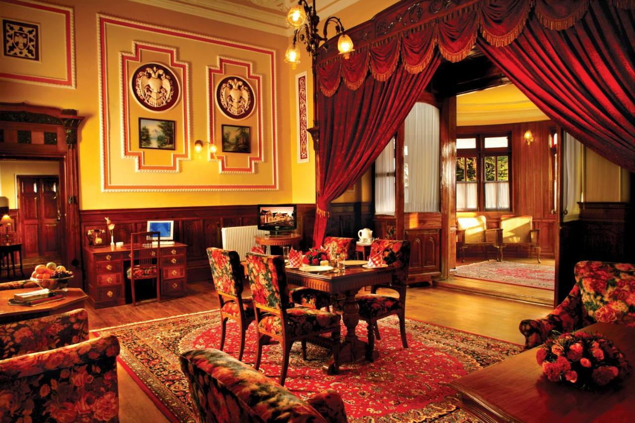 Welcomheritage Fernhills Royal Palace 乌提 外观 照片