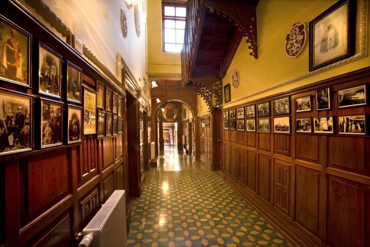 Welcomheritage Fernhills Royal Palace 乌提 外观 照片