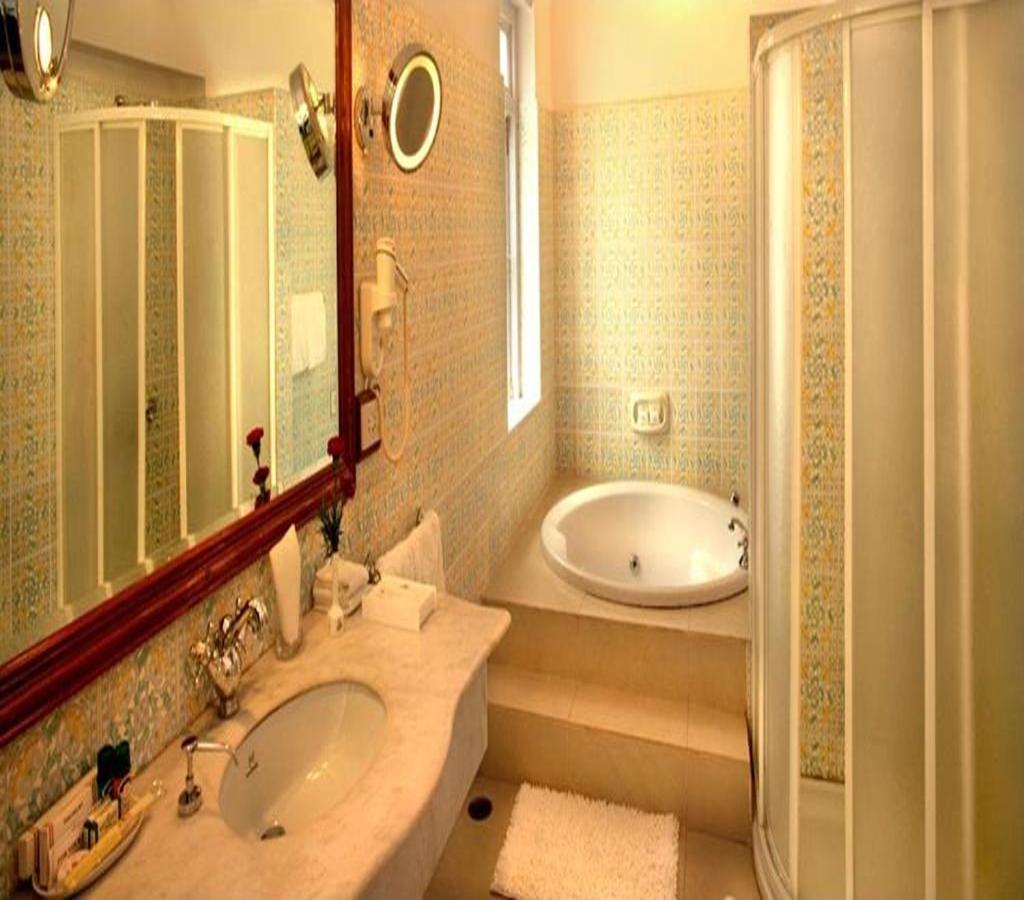 Welcomheritage Fernhills Royal Palace 乌提 外观 照片